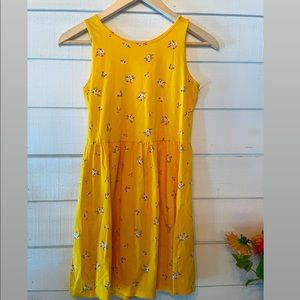 H&M. size 10-12 girls dress